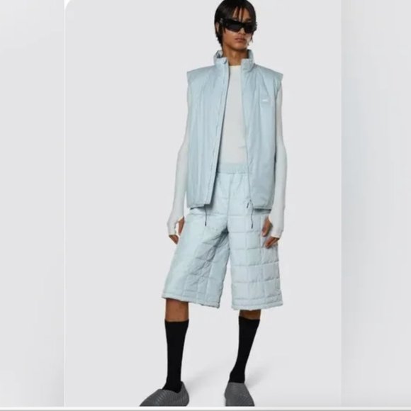 NWT Rains Padded Nylon Vest Sky Blue Small - Picture 1 of 14